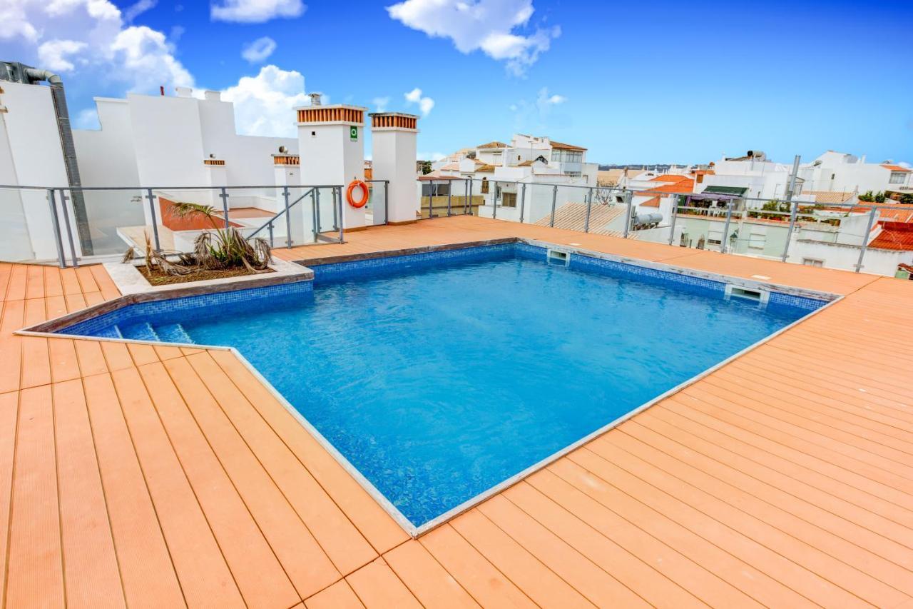 Two Bedroom Apartment With Rooftop Pool In Alvor Dış mekan fotoğraf