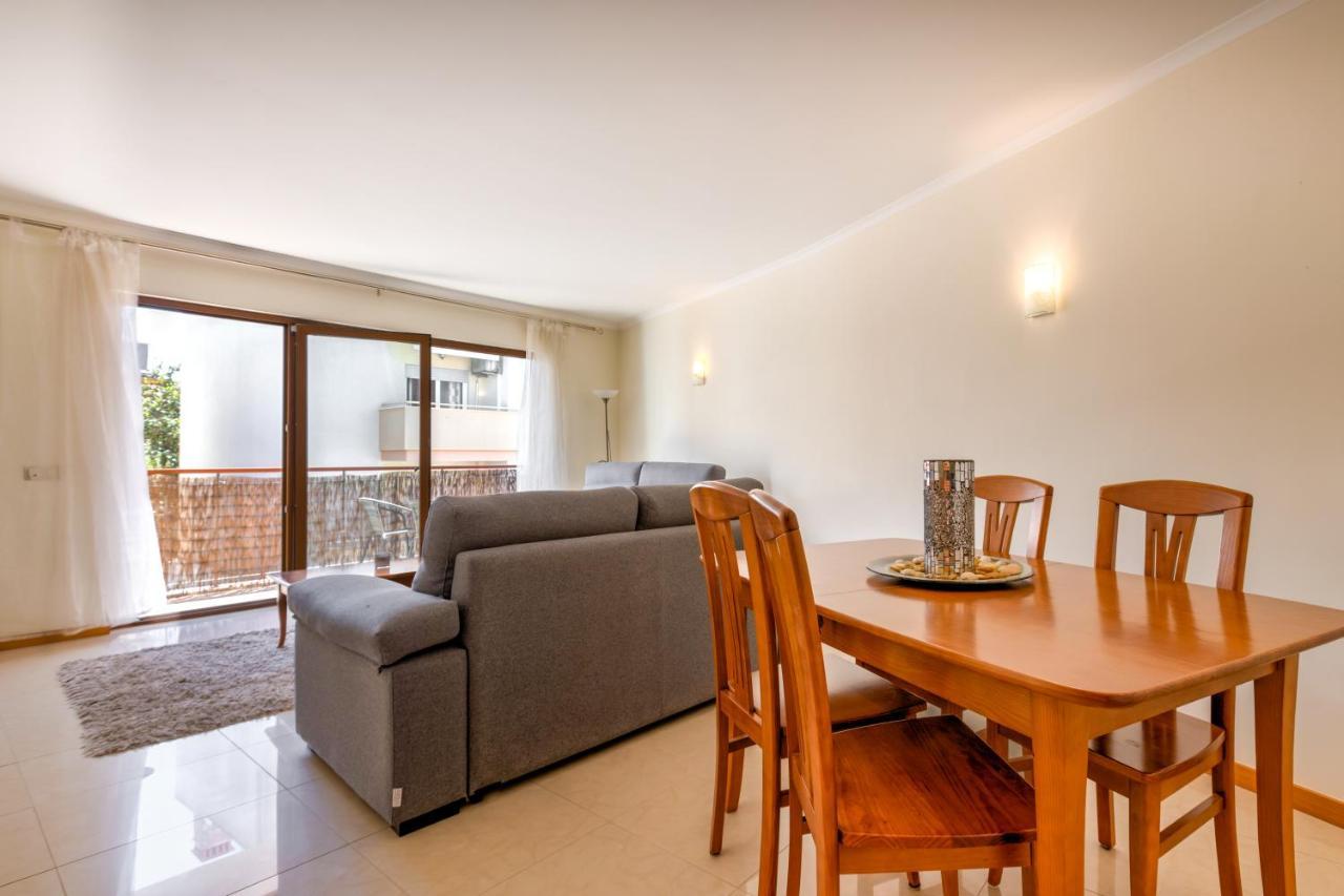 Two Bedroom Apartment With Rooftop Pool In Alvor Dış mekan fotoğraf
