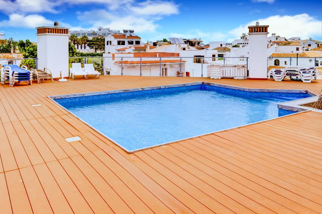 Two Bedroom Apartment With Rooftop Pool In Alvor Dış mekan fotoğraf